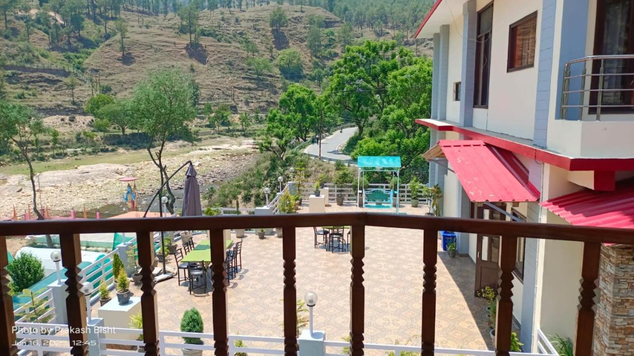 Hotel Shivalik River Retreat Almora Eksteriør billede
