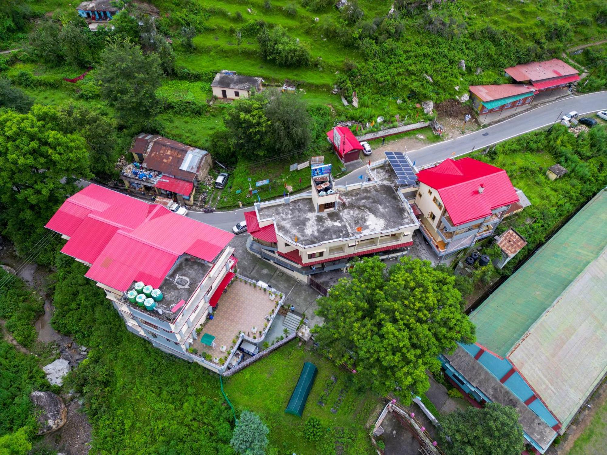 Hotel Shivalik River Retreat Almora Eksteriør billede