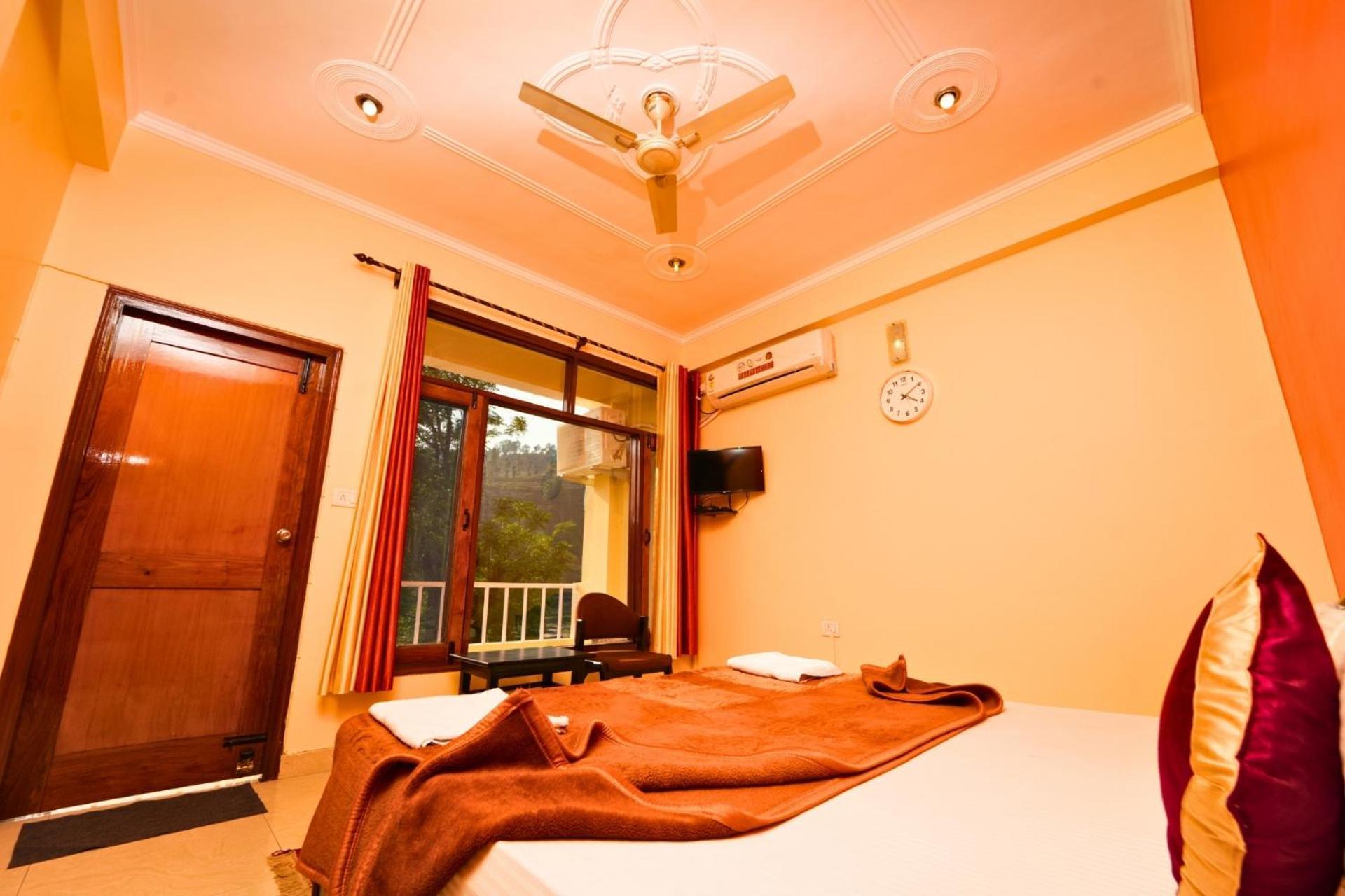 Hotel Shivalik River Retreat Almora Eksteriør billede
